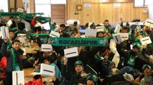 Deprem bölgesinden gelen öğrencilere eğitim desteği